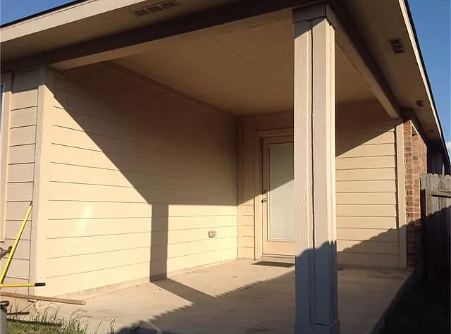 1556 Tonia Loop — Photo 16