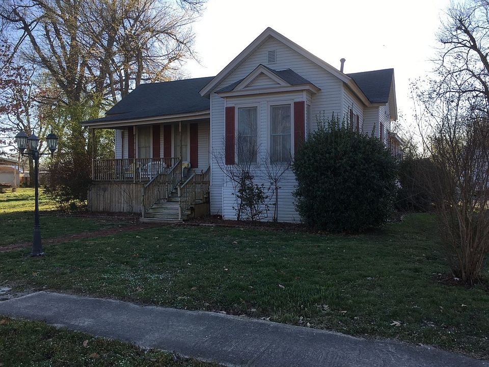 1st image of 718 Mitchell Ave