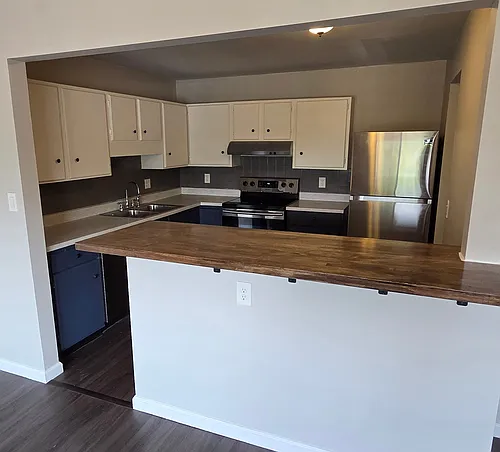 230 S Brentwood St #201 Photo 1