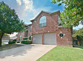 4136 Briarcreek Dr, Fort Worth, TX 76244