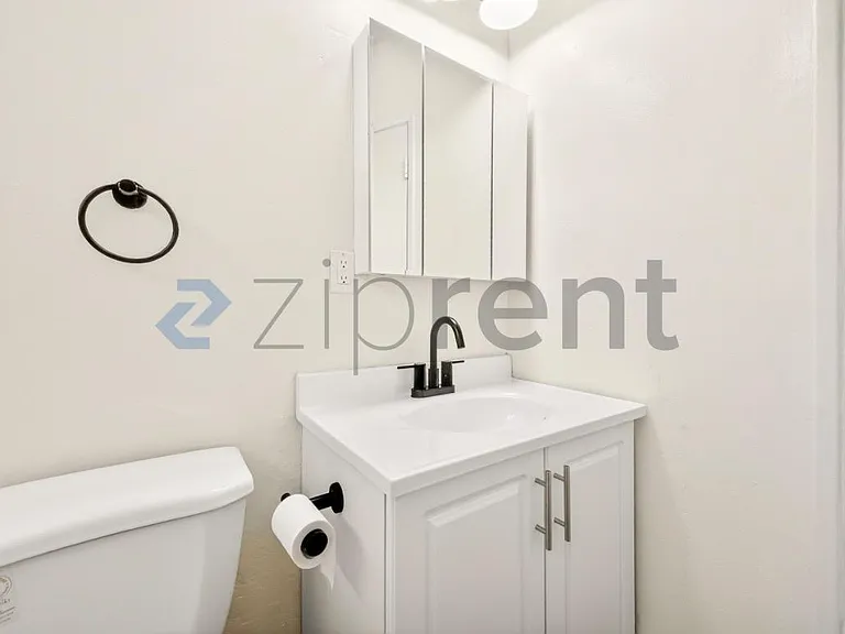 610 N Garfield Ave #1/2 — Photo 11