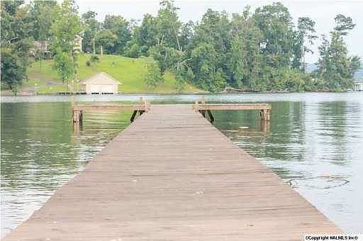 1st image of 23 Lake Dr