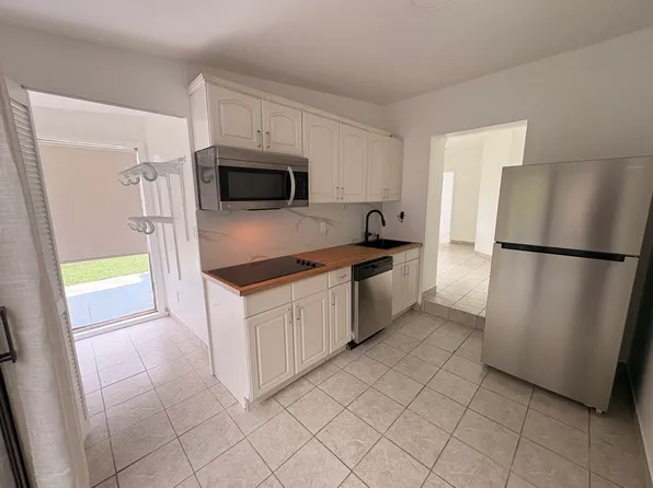 2651 NW 19th Ave, Fort Lauderdale, FL 33311