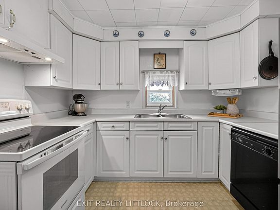 3rd image of 709 Orpington Rd