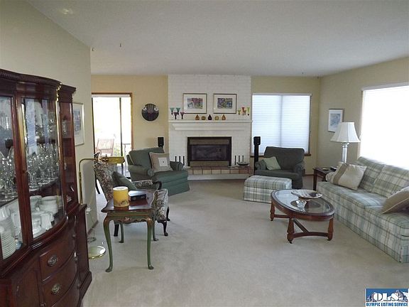 4th image of 1203 E Craig Ave