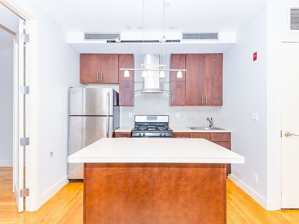 1st image of 22 Fayette St #B3f