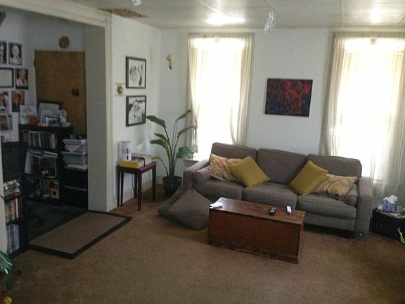 2nd image of 8 Jay St #1