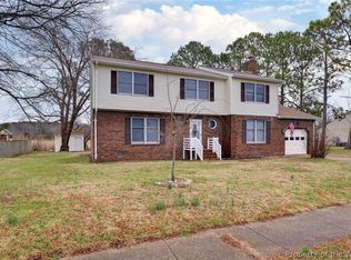 304 Commodore Dr, Hampton, VA 23669