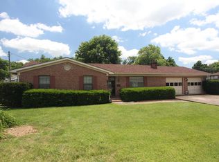 206 Davis Ave, Lancaster, KY 40444