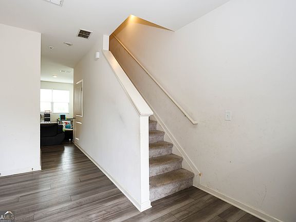 3rd image of 3541 Connor Ct