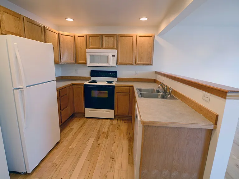625 N 5th Ave #M — Photo 4