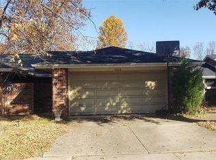 4238 Mockernut Ct, Columbus, IN 47201