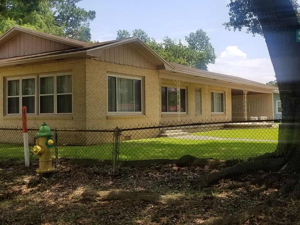 Great corner lot. 