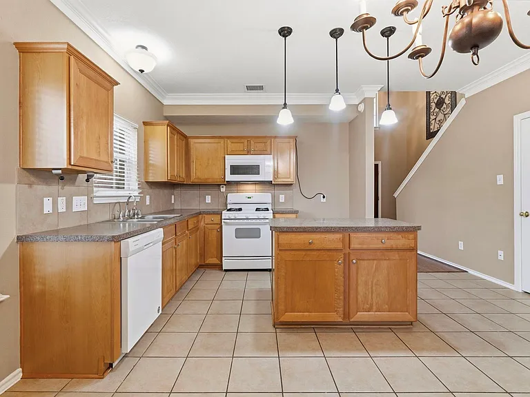 11822 Green Willow Falls Dr — Photo 6