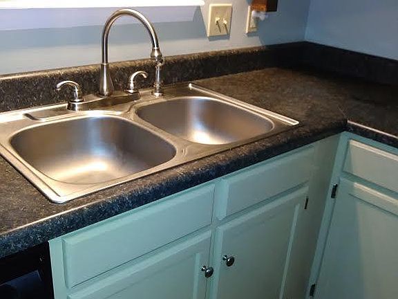 2nd image of 5103 Castle Way