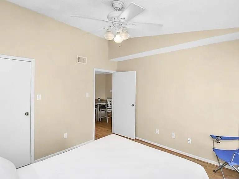 3770 Lovers Wood Ln #606 — Photo 19