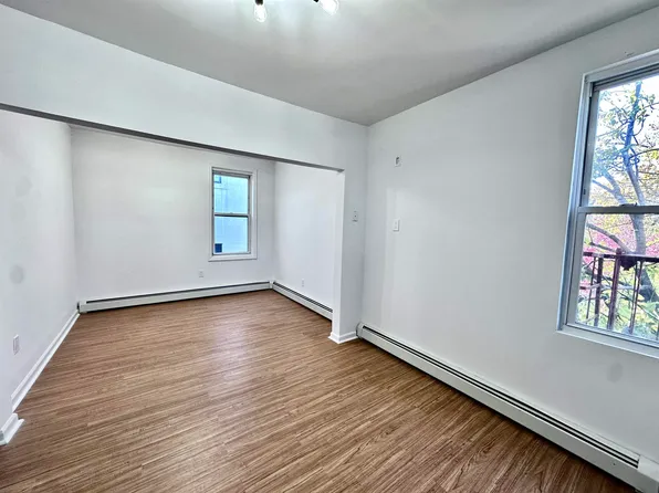 809 Palisade Avenue image 8 of 22