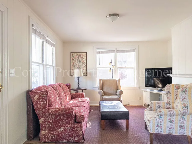 318 Central Blvd — Photo 6