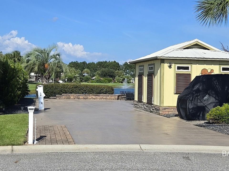 1st image of 837 Carrozza Ln