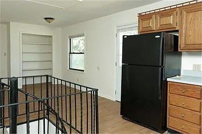 353 Boiling Springs Dr — Photo 5