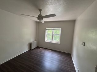 7327 N Rogers Ave APT 501, Chicago, IL 60626