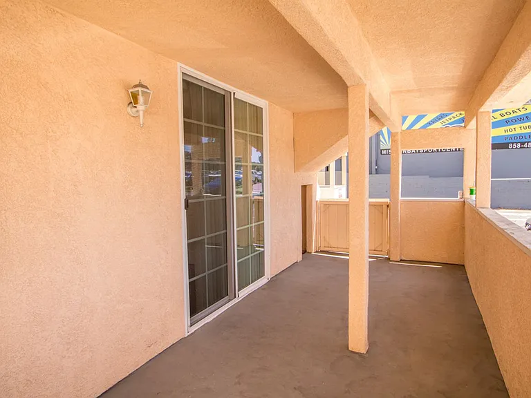 Conveniently Close to the Beach & Bay From This 1 Bed/1 Bath in Mission Beach! — Photo 12