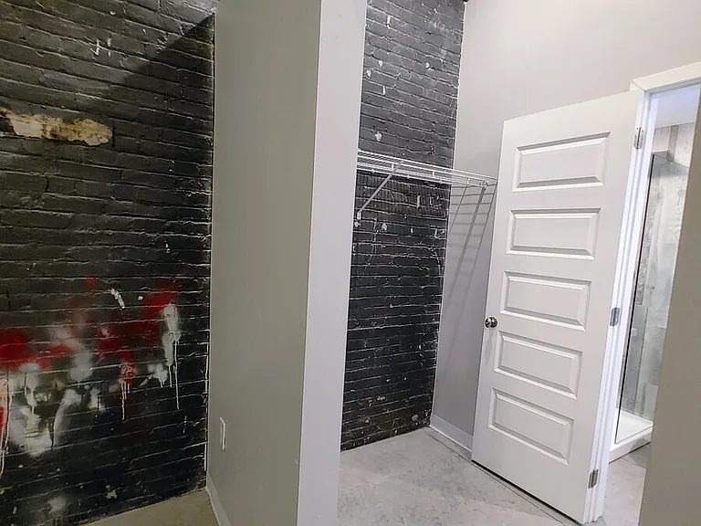 1223 Union Ave #202 — Photo 6