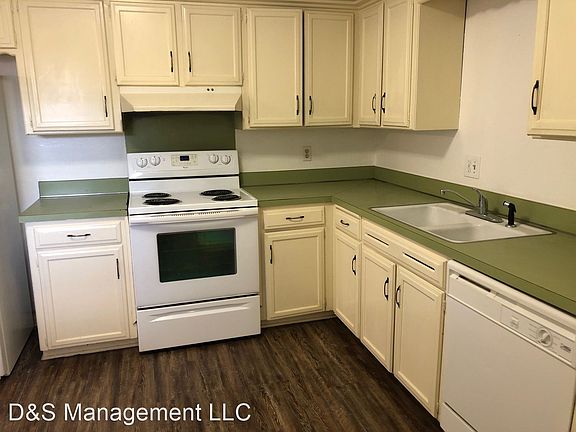 2nd image of 4712 NW 26th St