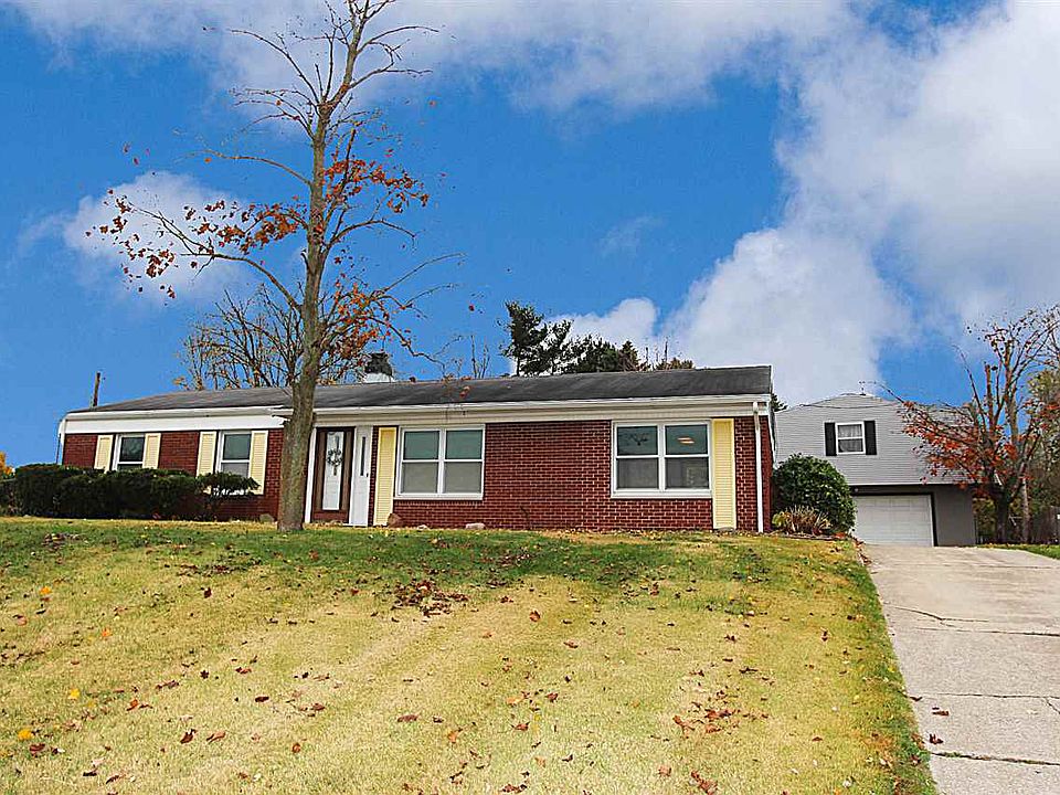 1st image of 3439 Eastmont Dr