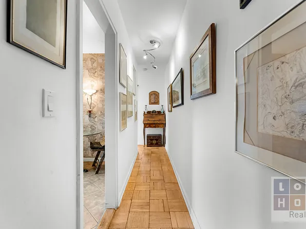 477 Fdr Drive image 3 of 18