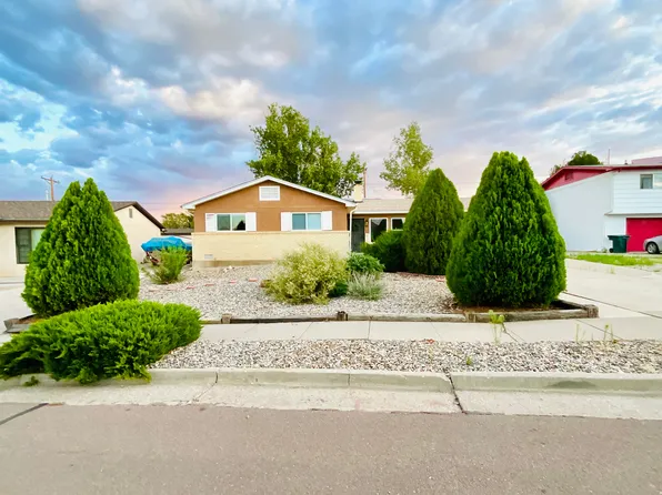 703 Julie Dr, Gallup, NM 87301