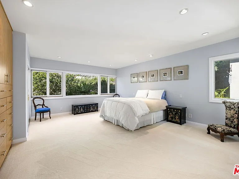 11215 W Sunset Blvd — Photo 41