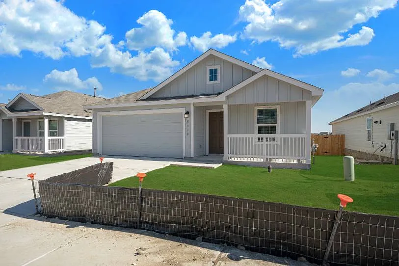 5510 Basil Chase