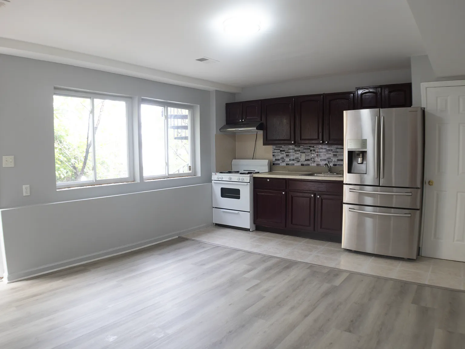 1 bed, 600 sqft, $1,800 — Photo 3