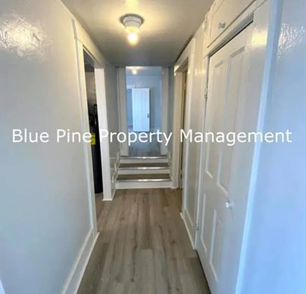 252 N Shilling Ave #4 — Photo 7