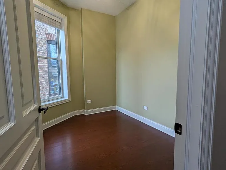 2150 W Monroe St — Photo 77