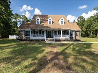 427 Wedgewood Dr, Raeford, NC 28376