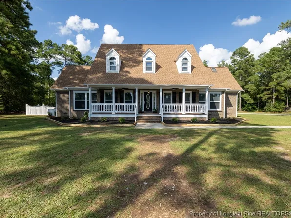 427 Wedgewood Dr, Raeford, NC 28376