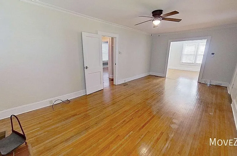 3819 Plainview Rd — Photo 9
