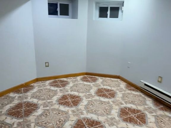 5th image of 291 Jefferson St #G