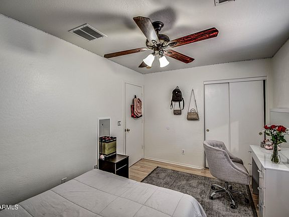 5th image of 623 E CODY Drive S