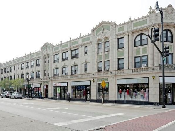4552 N Clark St #0