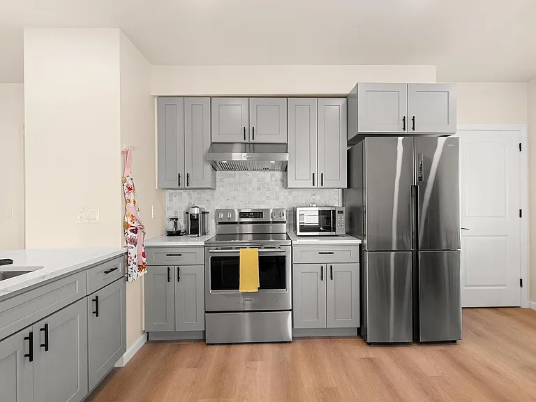 101 Judson St #2 — Photo 36