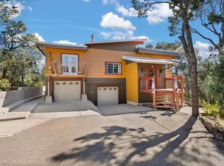 2 Los Amigos Ct, Cedar Crest, NM 87008