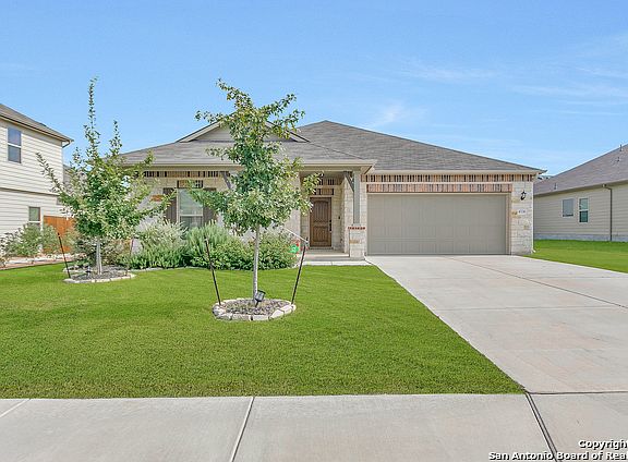 2nd image of 4536 Meadow Grn