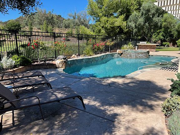 3rd image of 14243 Pebble Beach Way