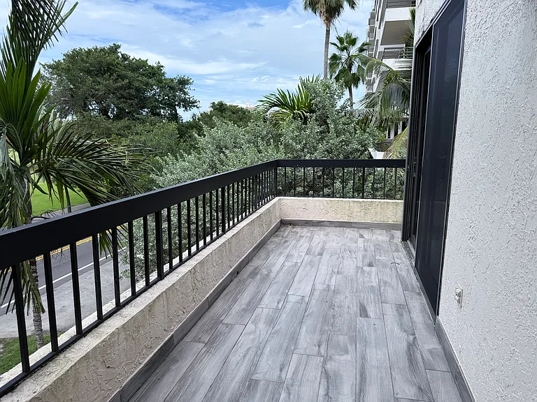 730 Coral Way #302 — Photo 8