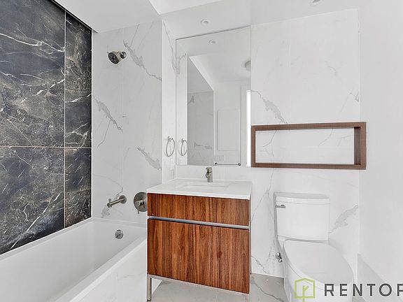 5th image of 228 E 135th St #510S