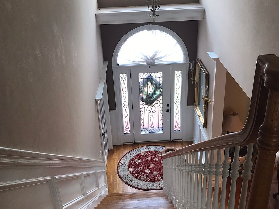 2nd image of 311 Abby Ln