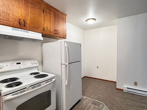 3rd image of 14051 32nd Ave NE #4